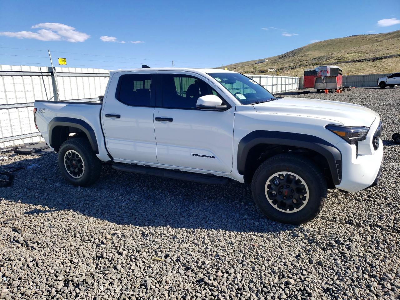 2025 TOYOTA TACOMA TRD OFF-ROAD photo 10