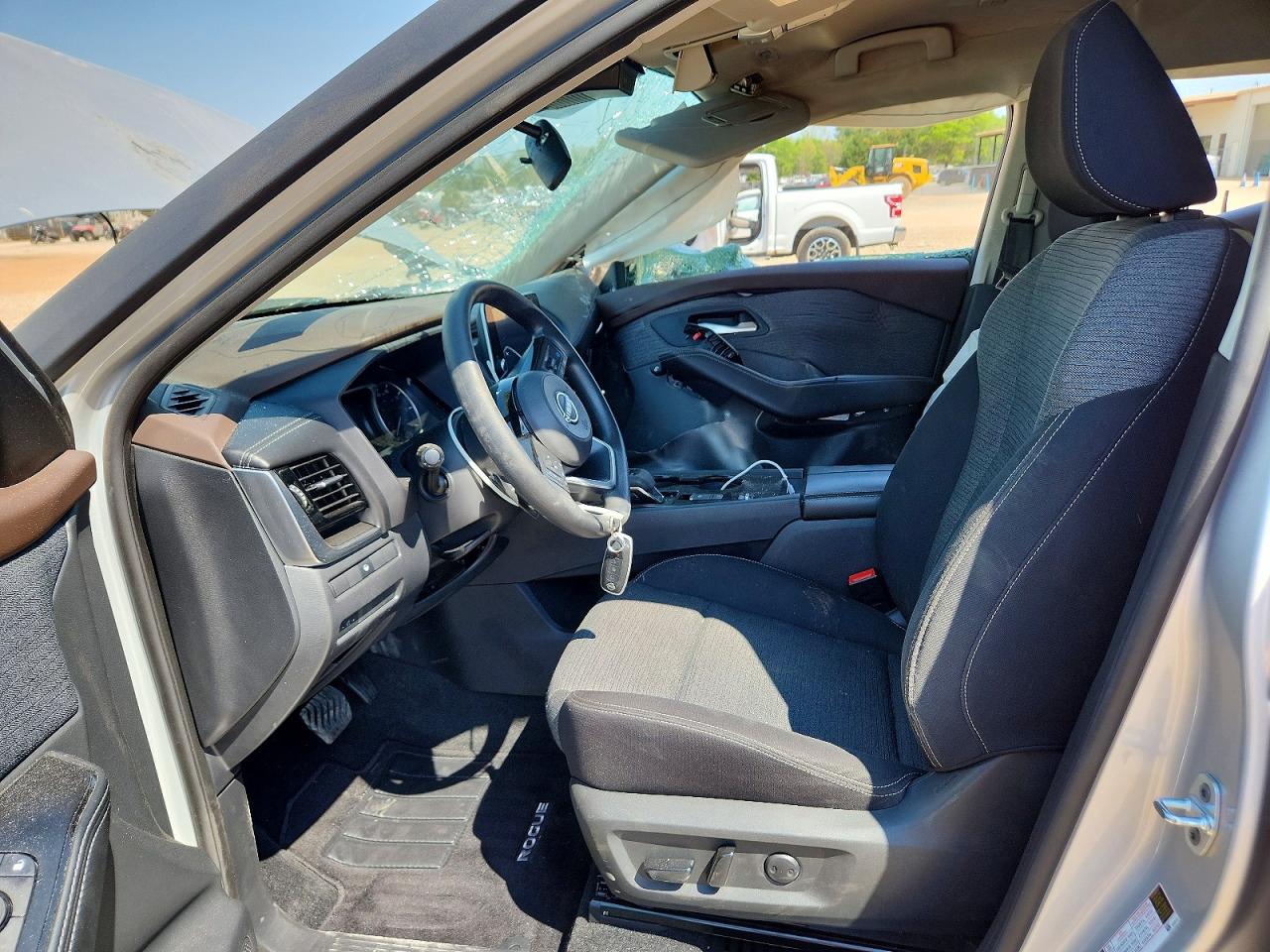 2023 NISSAN ROGUE SV photo 13