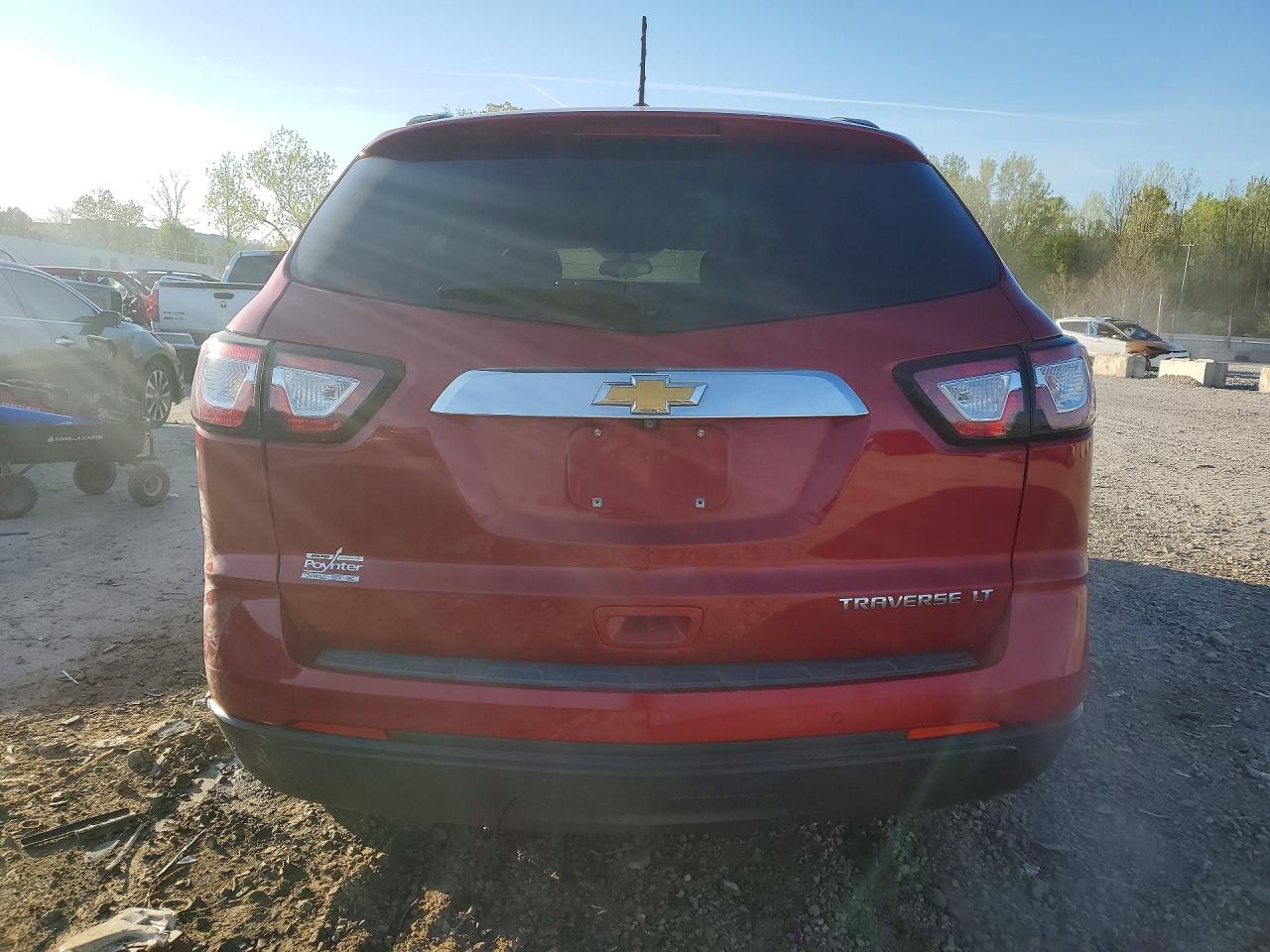 2014 CHEVROLET TRAVERSE LT photo 6