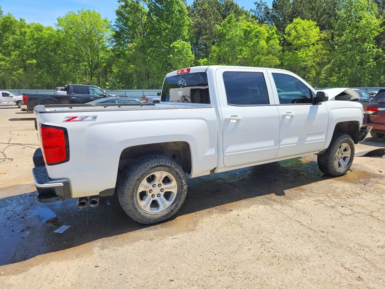 2017 CHEVROLET SILVERADO K1500 LT photo 7