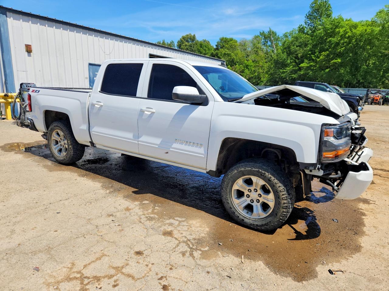 2017 CHEVROLET SILVERADO K1500 LT photo 10