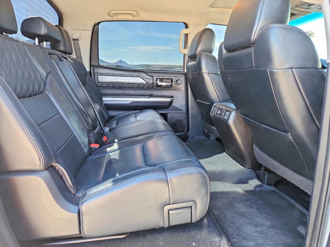 2014 TOYOTA TUNDRA PLATINUM photo 19