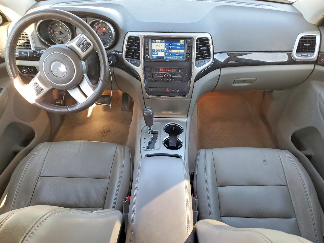 2012 JEEP GRAND CHEROKEE LAREDO photo 8