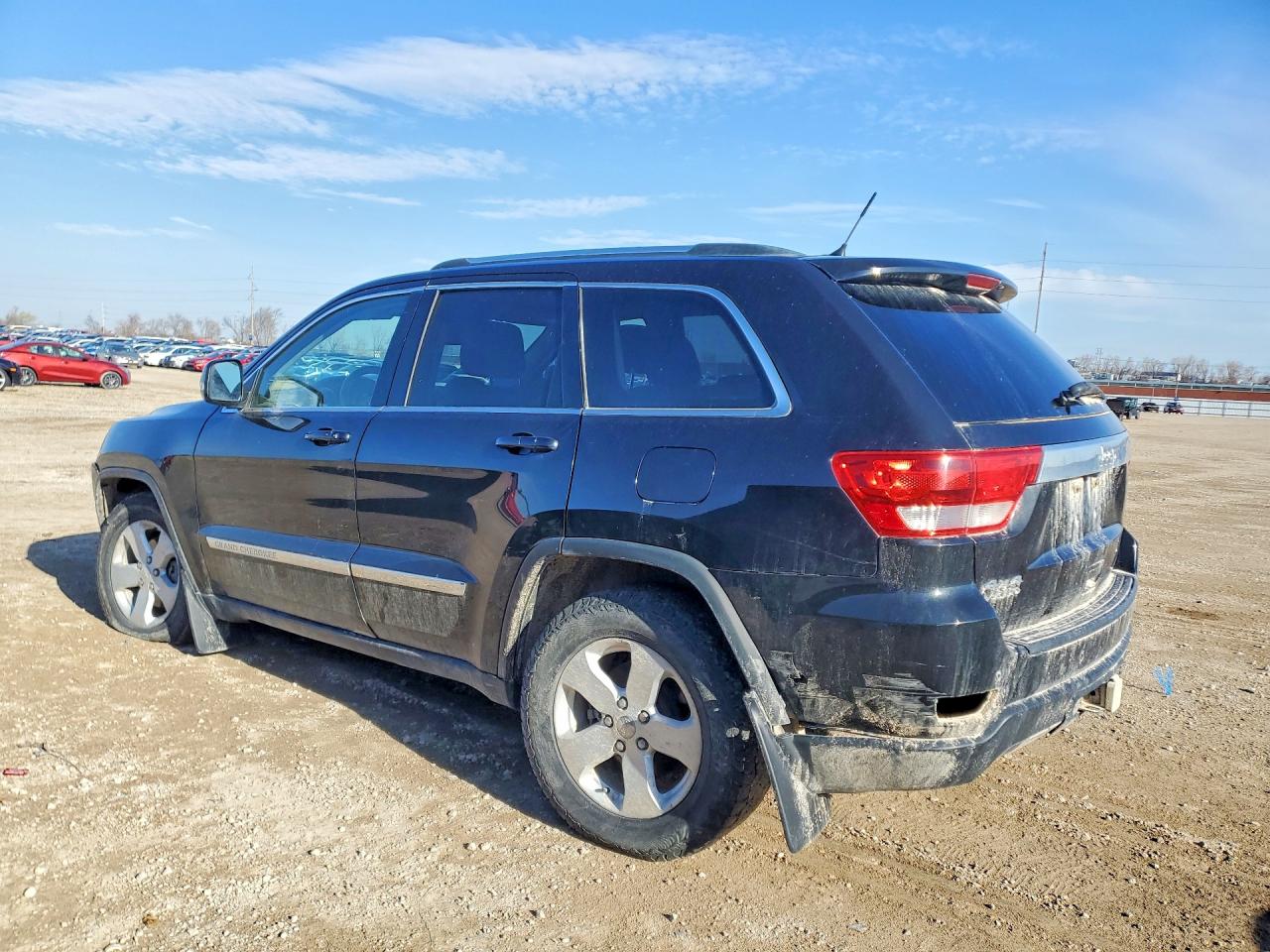 2012 JEEP GRAND CHEROKEE LAREDO photo 2