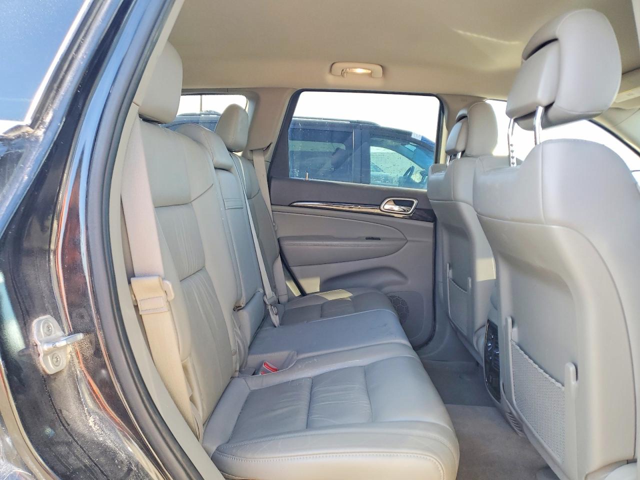 2012 JEEP GRAND CHEROKEE LAREDO photo 11