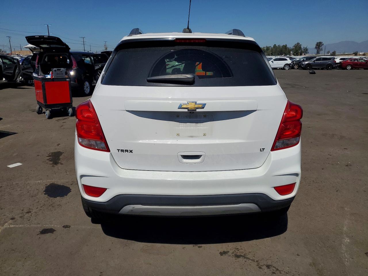 2019 CHEVROLET TRAX 1LT photo 6