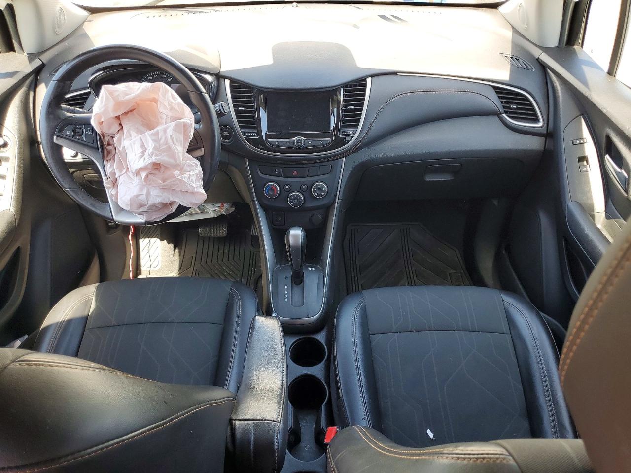2019 CHEVROLET TRAX 1LT photo 8