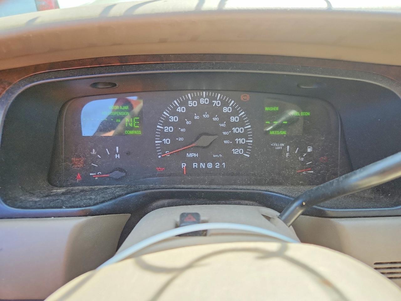 2000 LINCOLN TOWN CAR SIGNATURE photo 9
