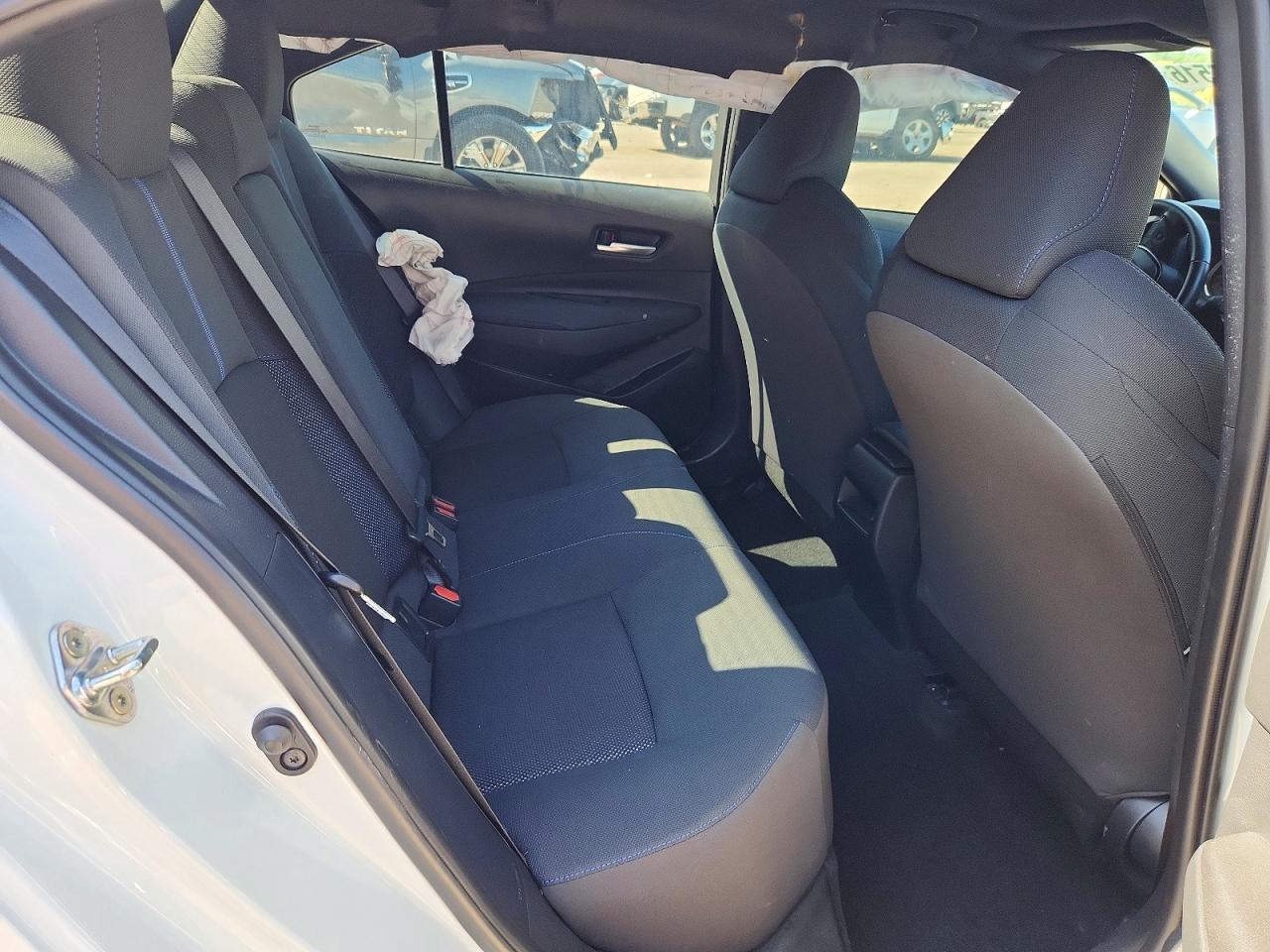 2022 TOYOTA COROLLA SE photo 19