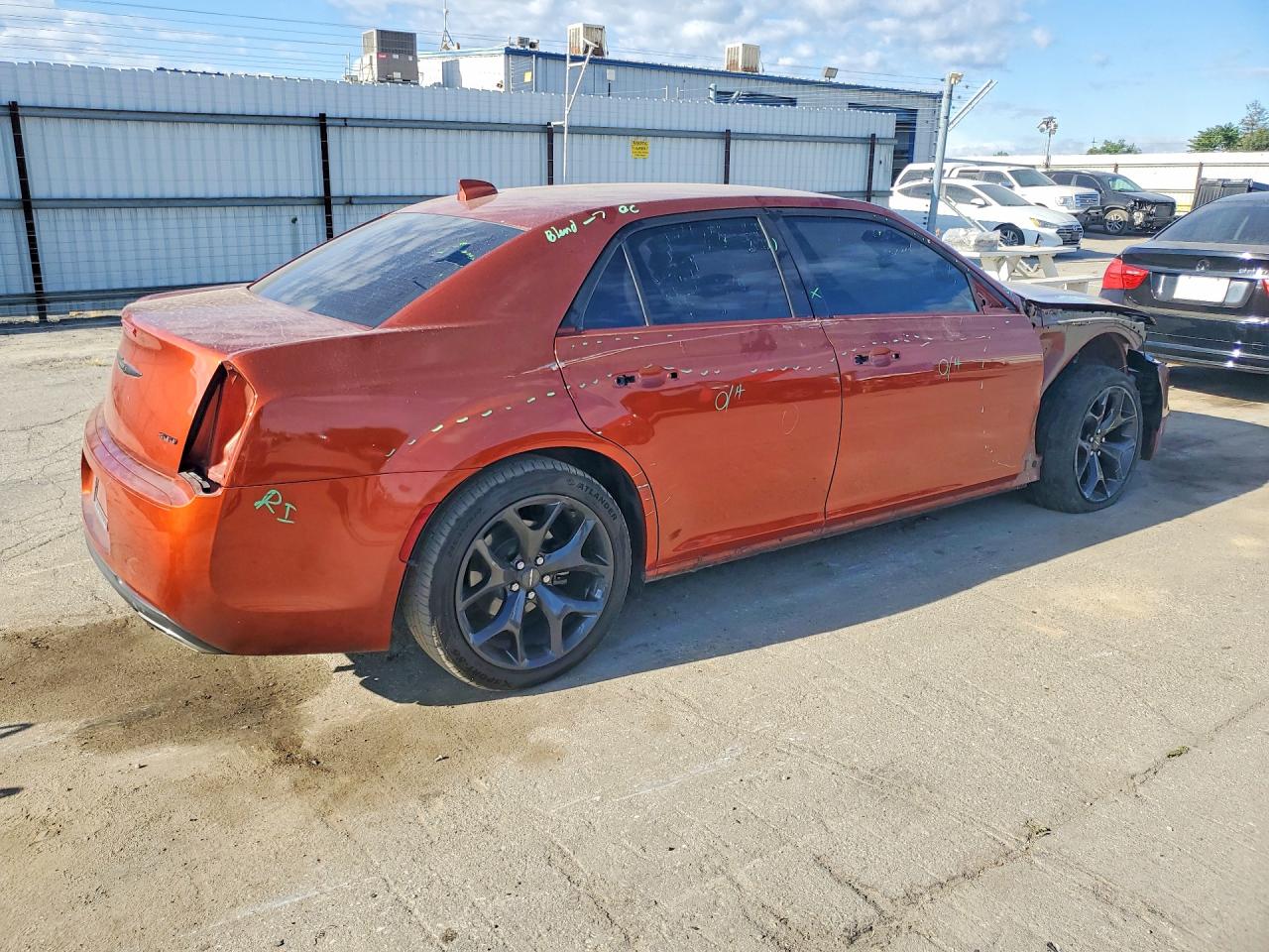 2021 CHRYSLER 300 TOURING photo 7