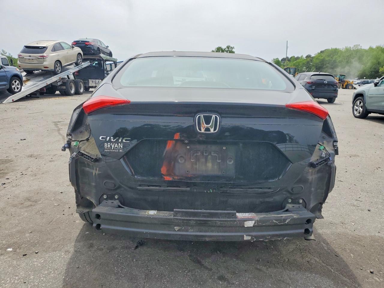 2016 HONDA CIVIC LX photo 11