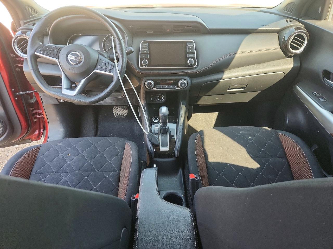 2020 NISSAN KICKS SR photo 15