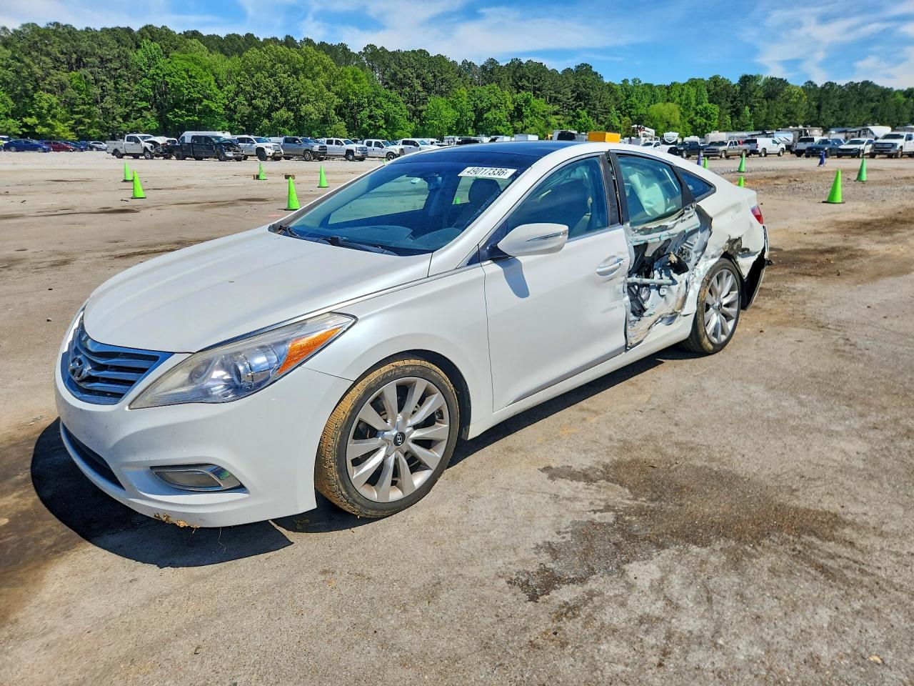 2013 HYUNDAI AZERA