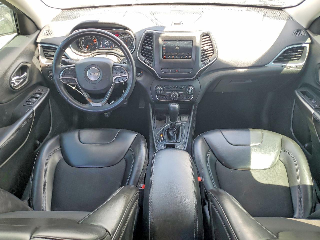 2019 JEEP CHEROKEE LATITUDE PLUS photo 15