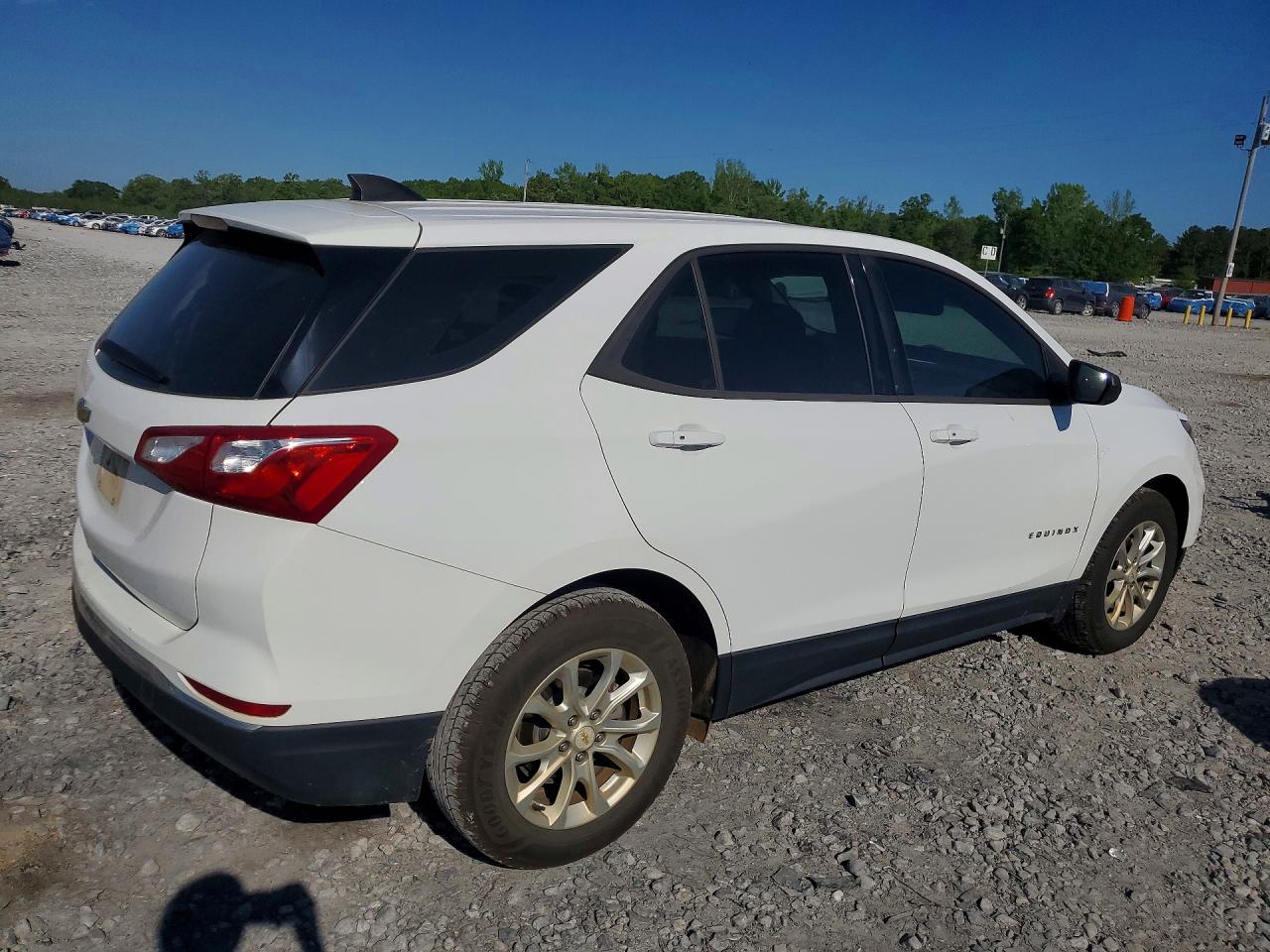 2018 CHEVROLET EQUINOX LS photo 5