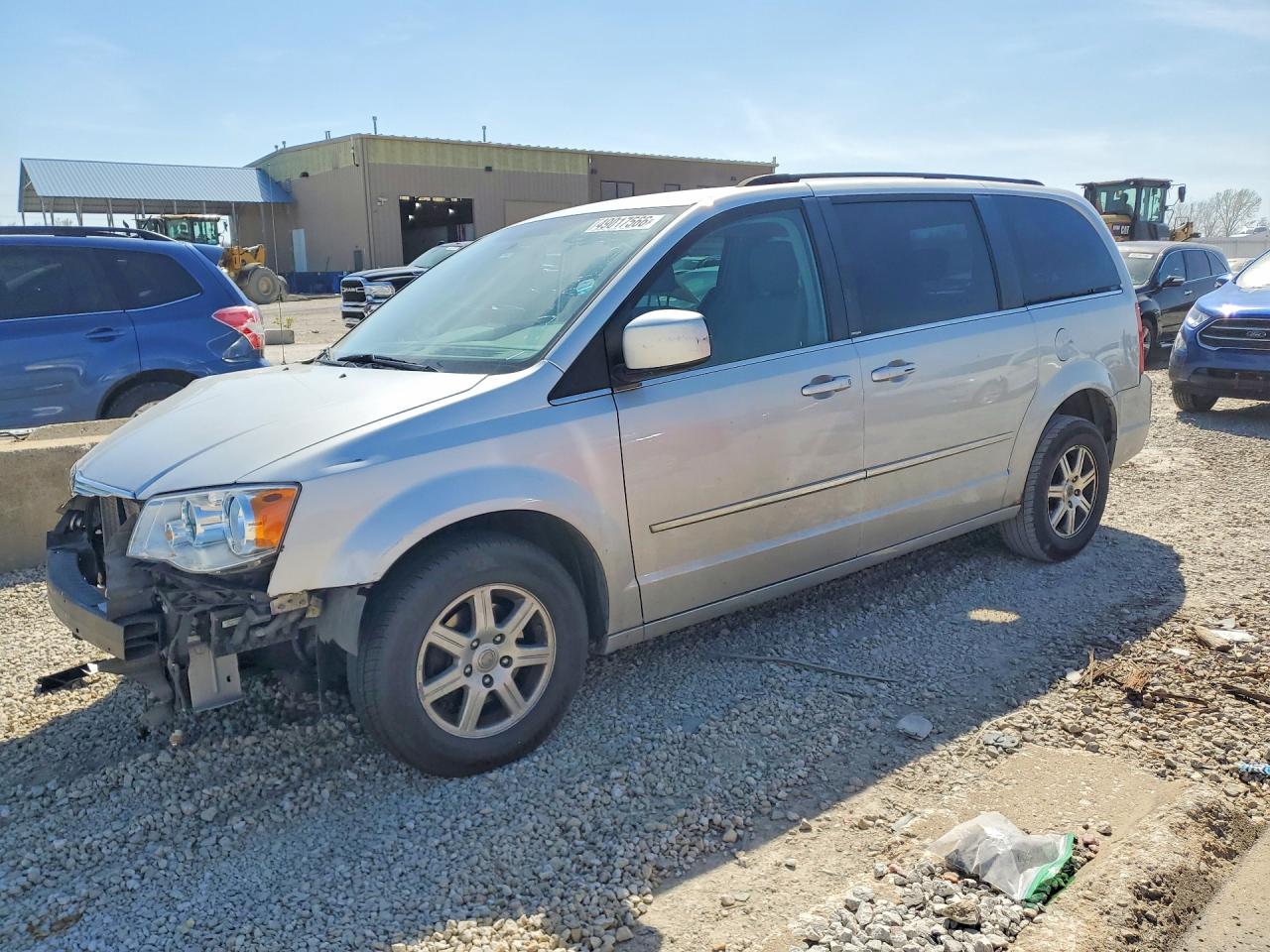 2010 CHRYSLER TOWN & COUNTRY