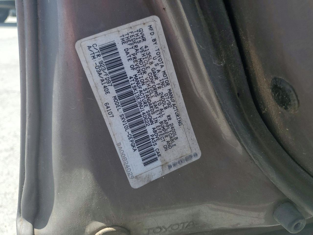 1992 TOYOTA CAMRY XLE photo 12