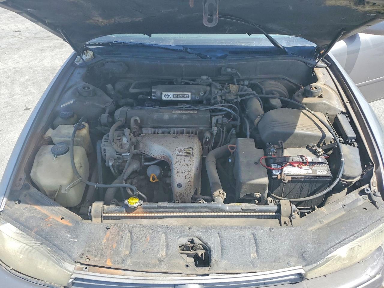 1992 TOYOTA CAMRY XLE photo 11