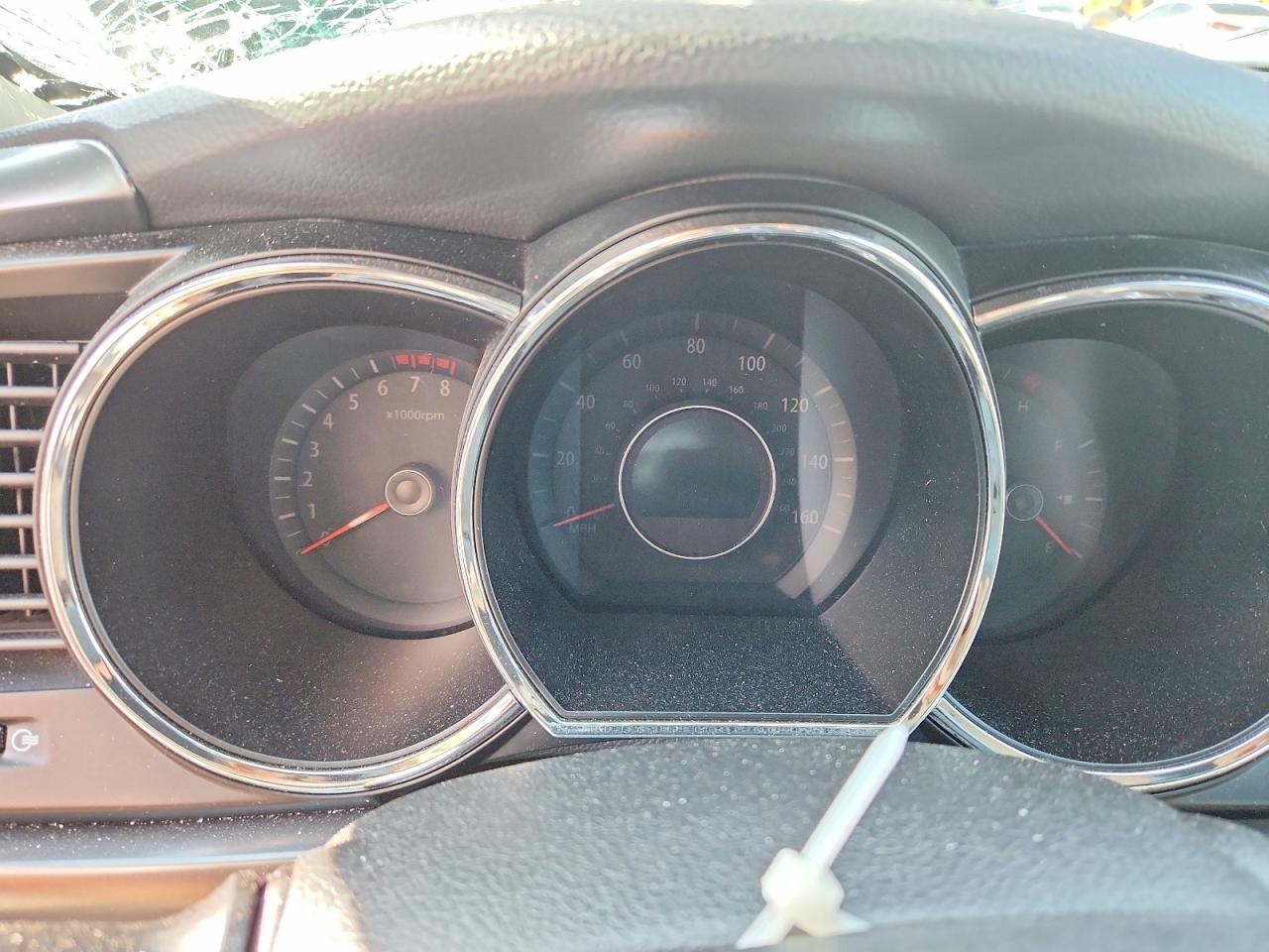 2013 KIA OPTIMA LX photo 17