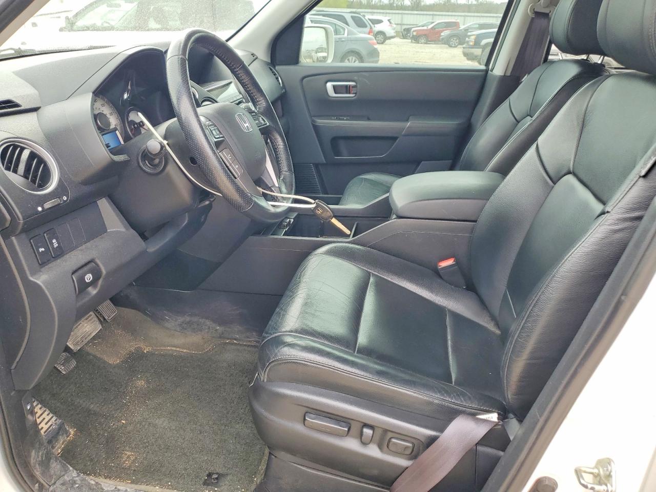 2015 HONDA PILOT TOURING photo 13