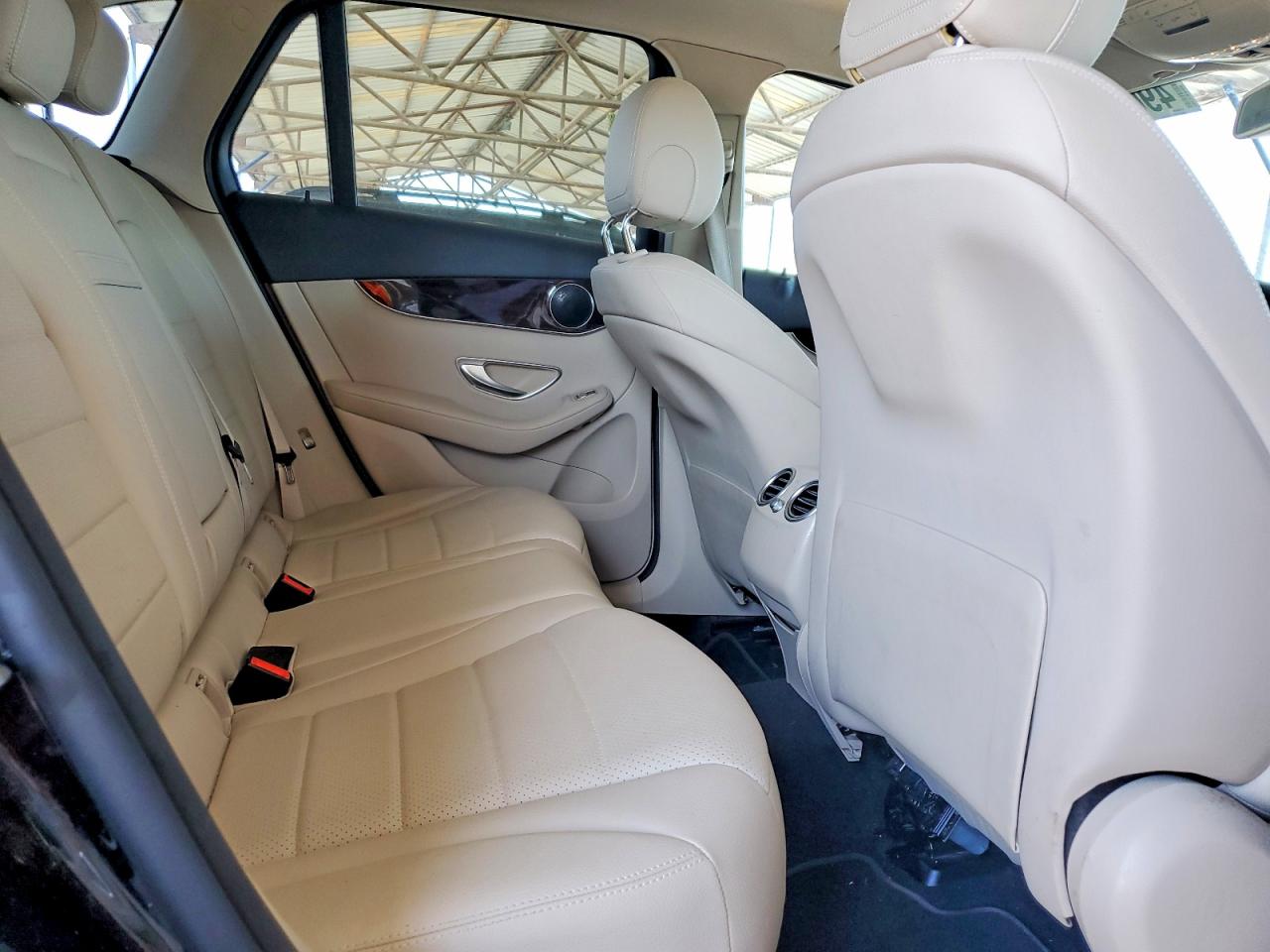 2018 MERCEDES-BENZ GLC photo 19