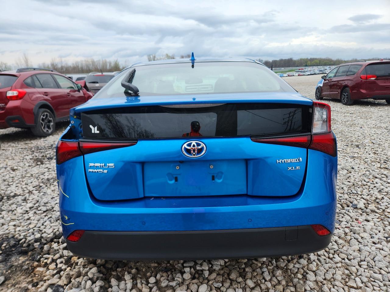 2019 TOYOTA PRIUS XLE AWD-E photo 11