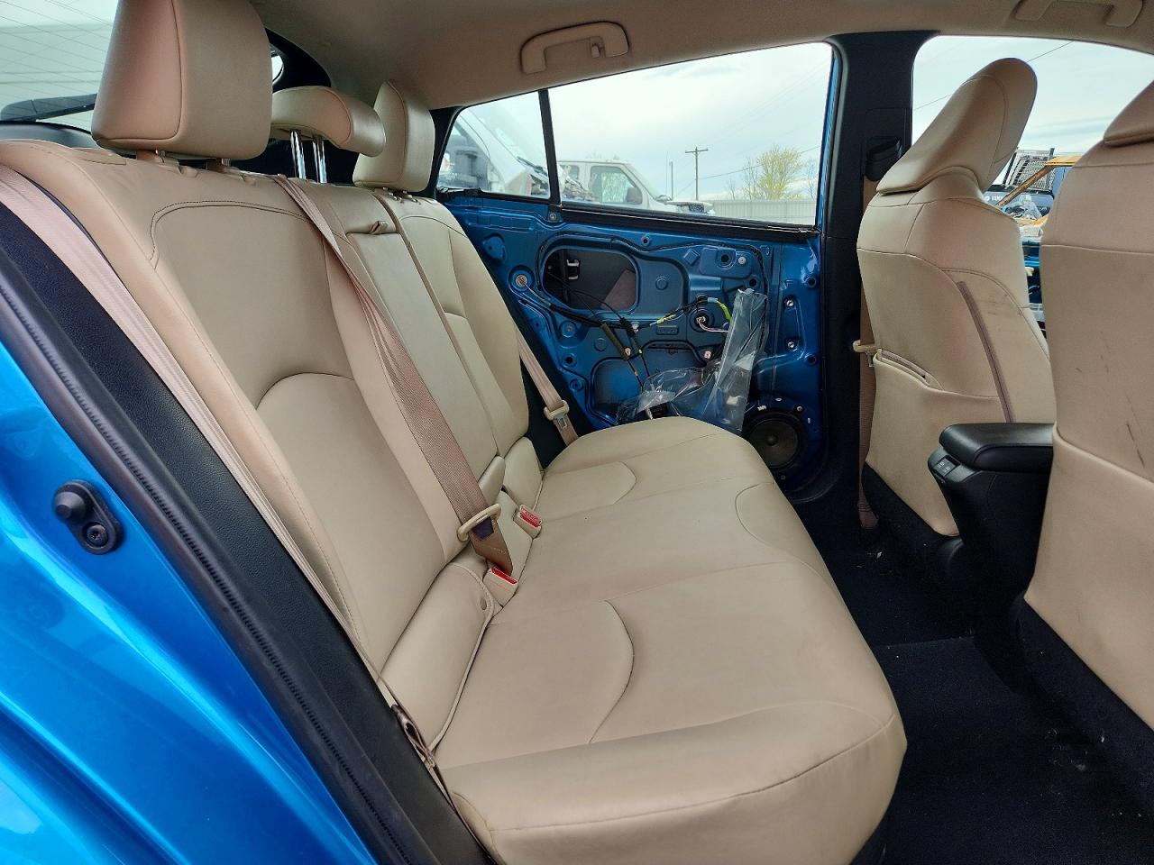 2019 TOYOTA PRIUS XLE AWD-E photo 21