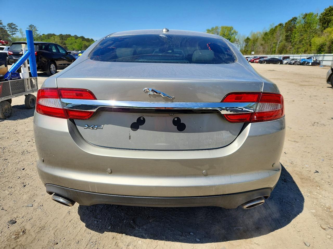 2012 JAGUAR XF PORTFOLIO photo 16