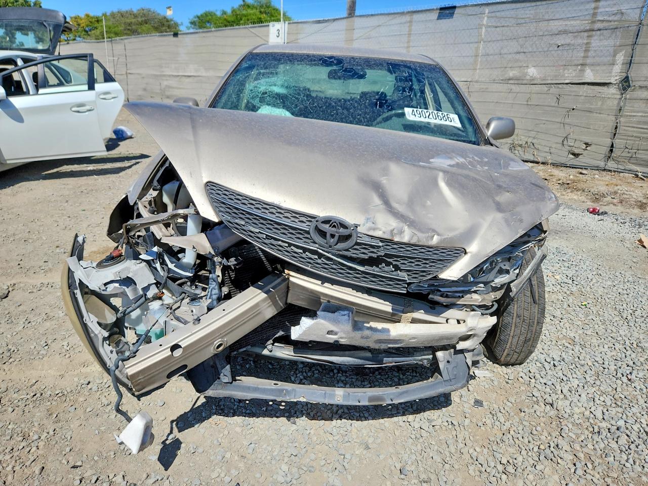 2002 TOYOTA CAMRY LE photo 13