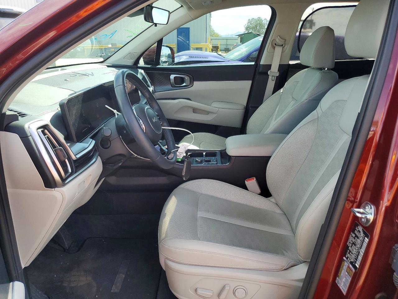 2024 KIA SORENTO S photo 19