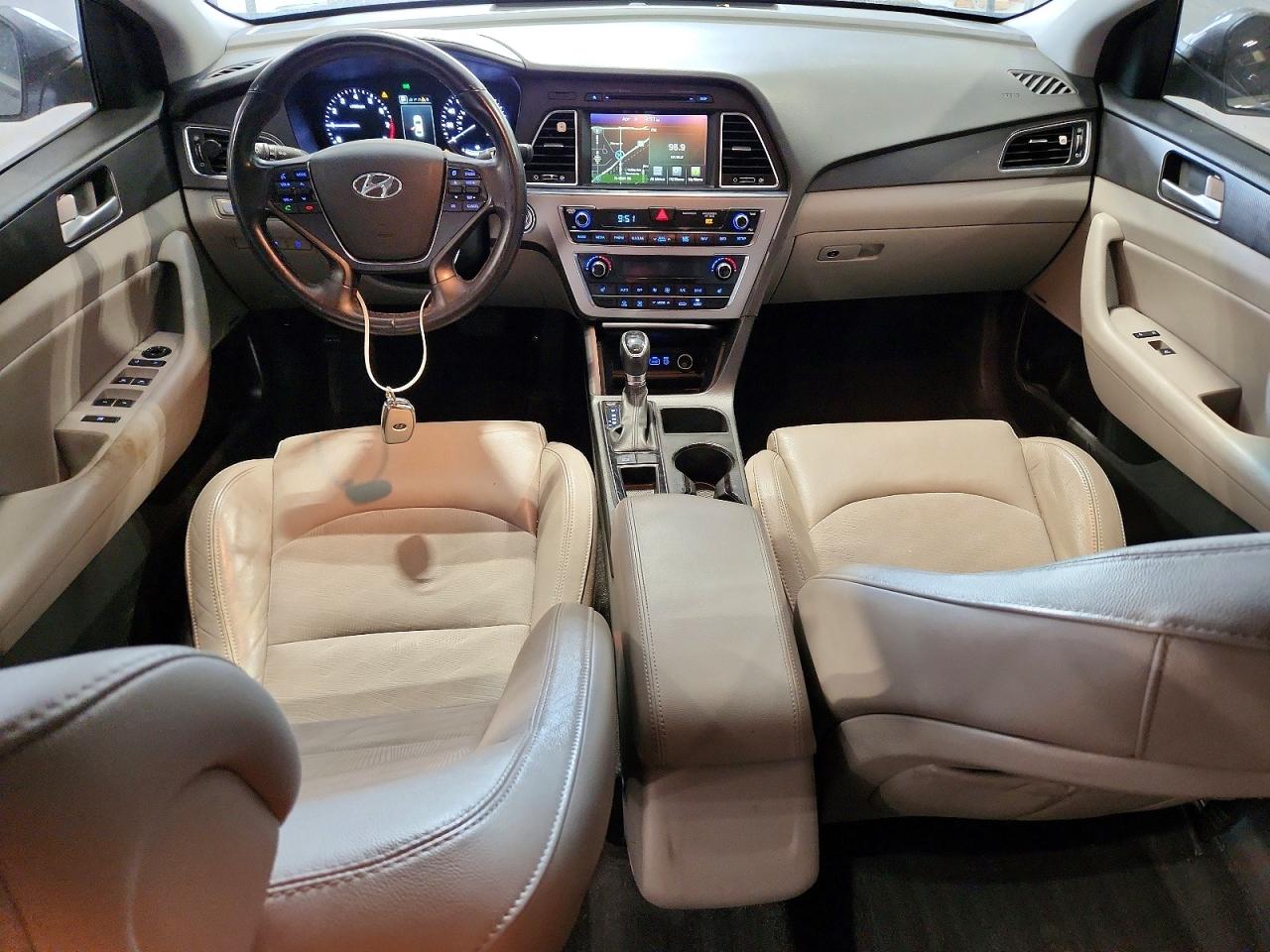 2015 HYUNDAI SONATA SPORT photo 22