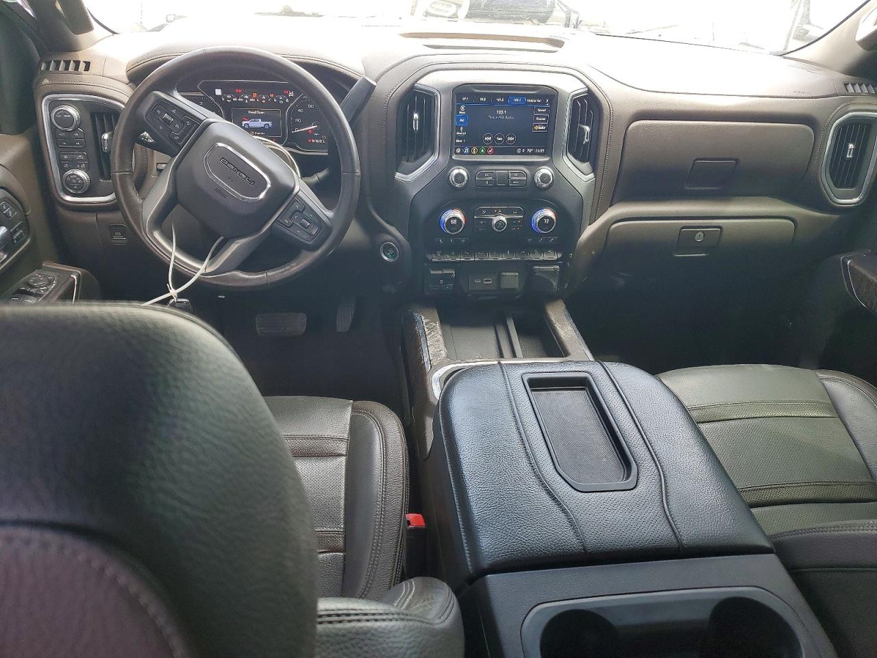 2021 GMC SIERRA K2500 DENALI photo 22