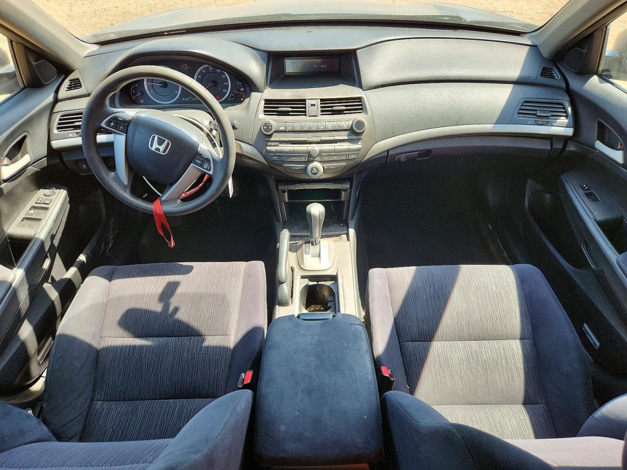 2012 HONDA ACCORD LX photo 8