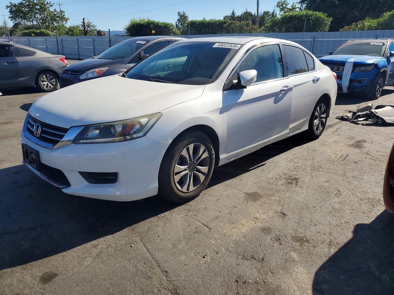 2013 HONDA ACCORD LX photo 5