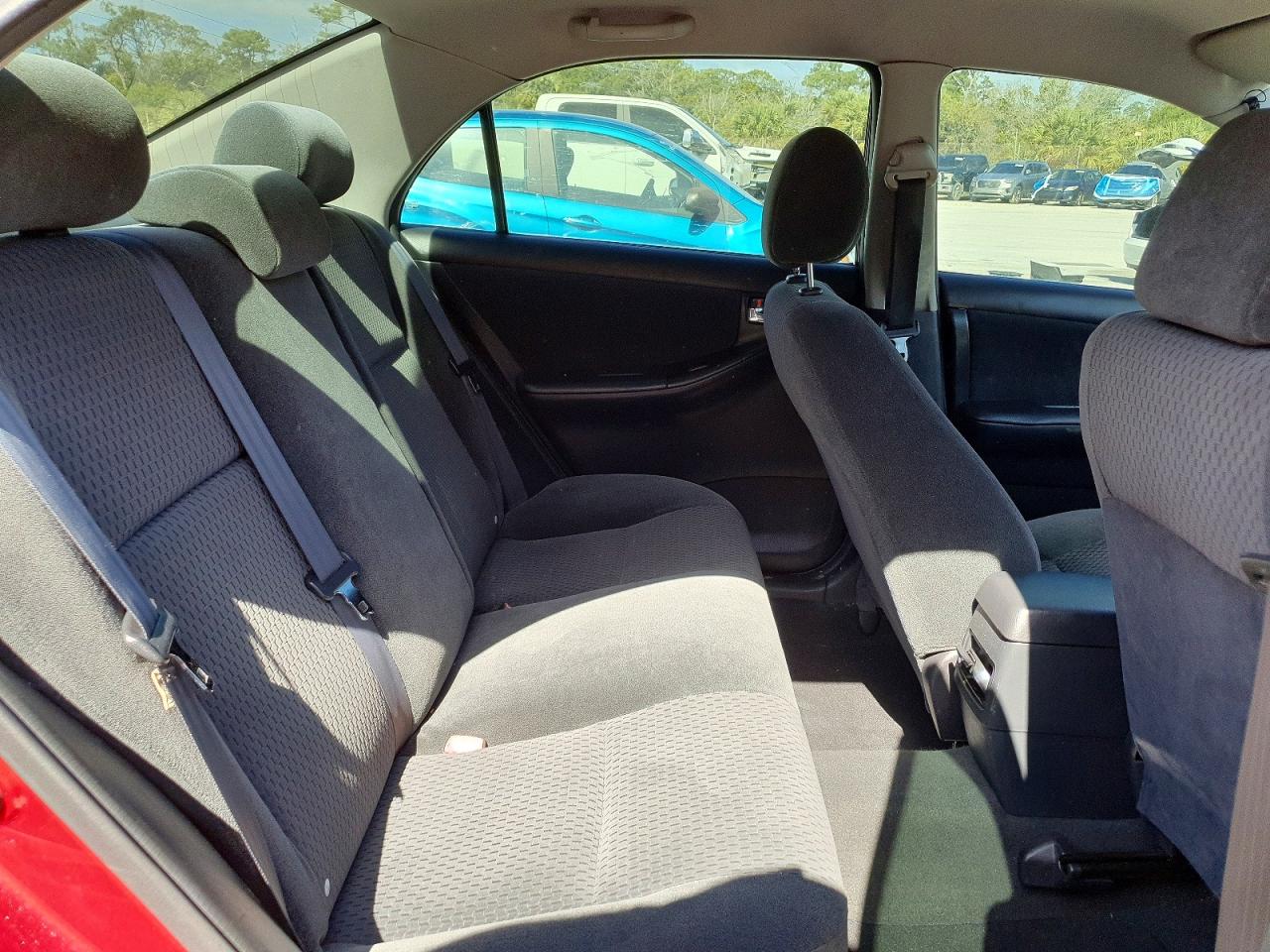 2006 TOYOTA COROLLA S photo 28