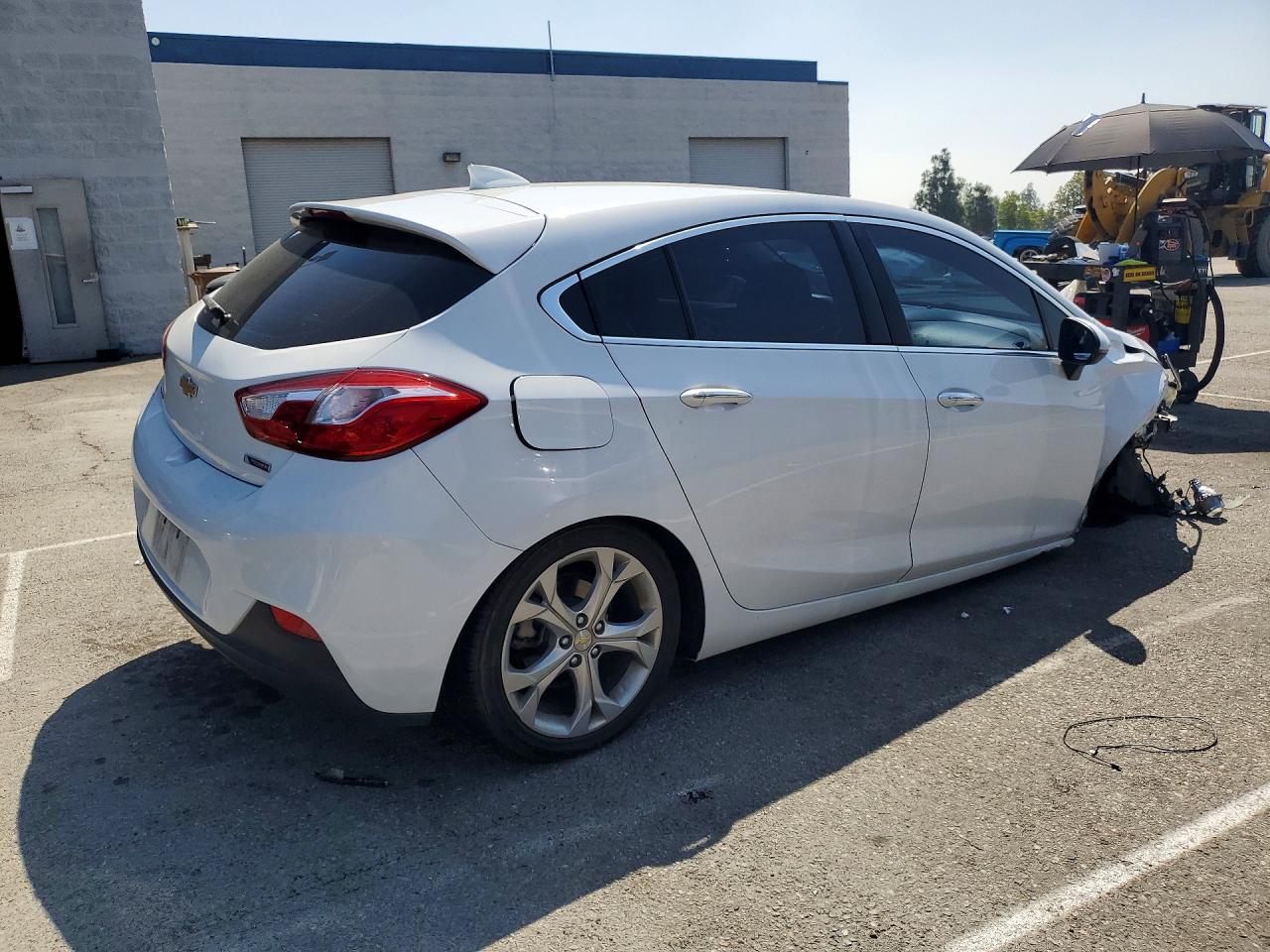 2017 CHEVROLET CRUZE PREMIER photo 3