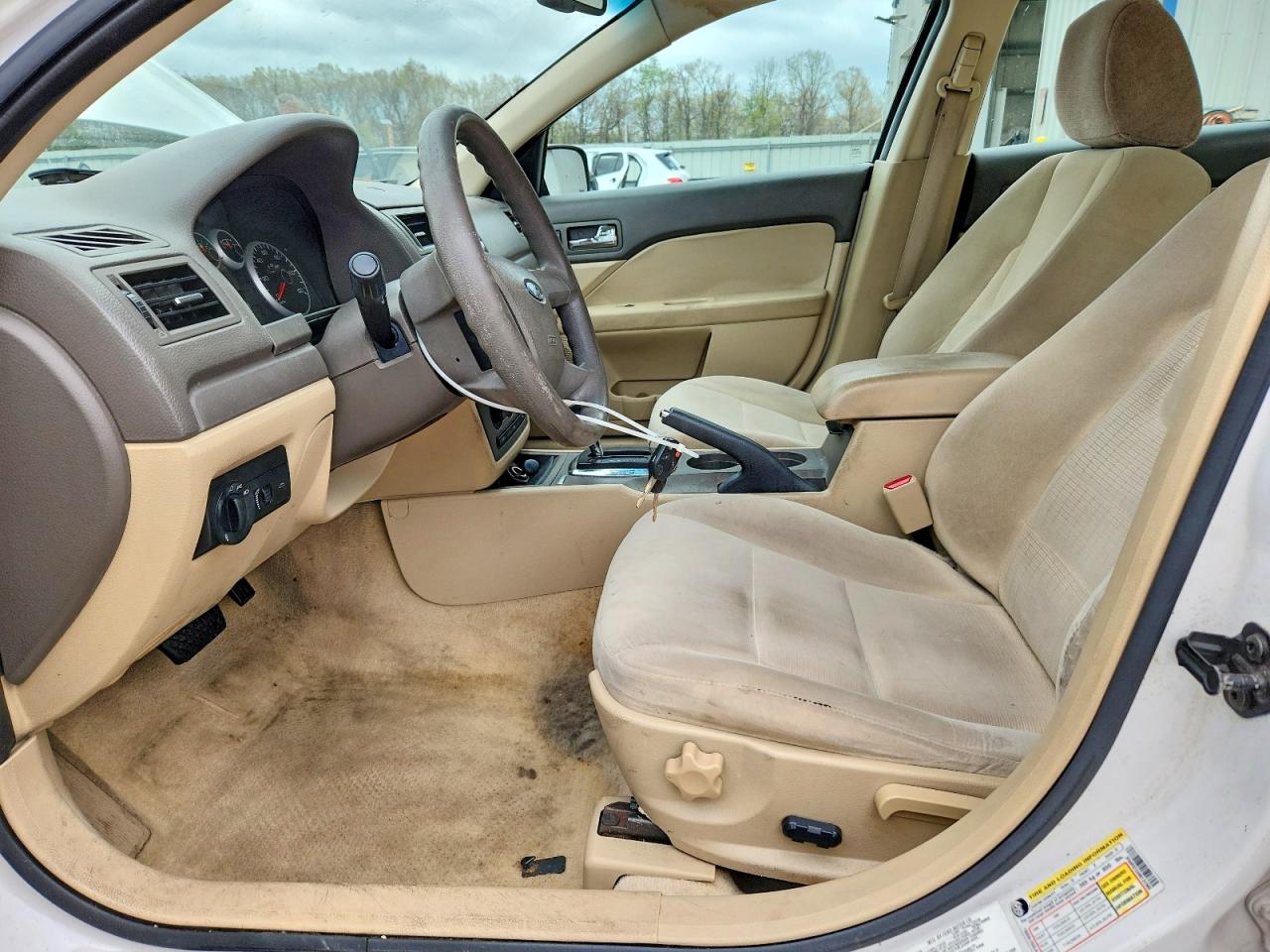 2009 FORD FUSION SE photo 19