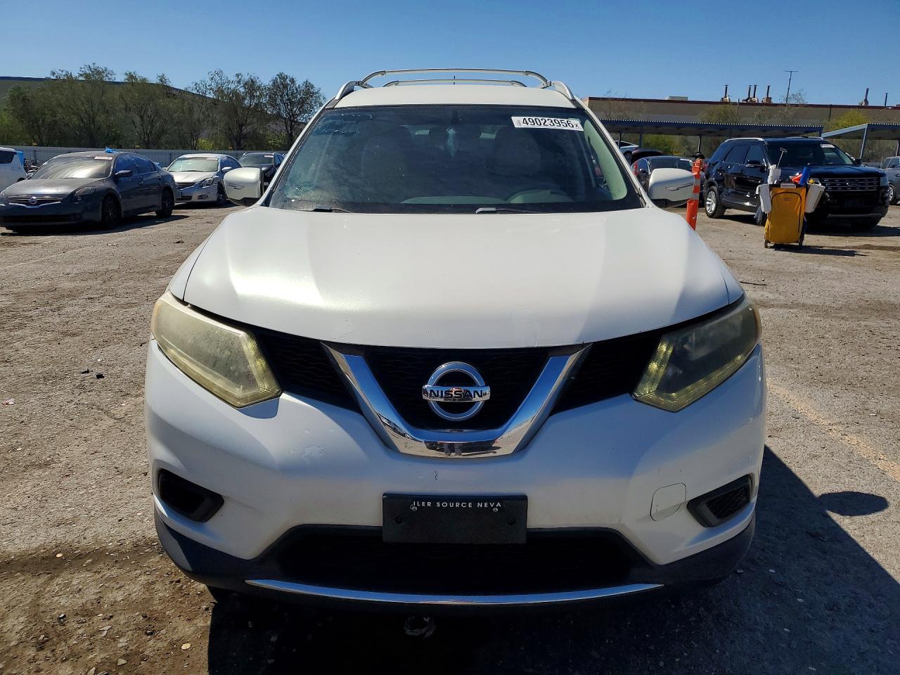2014 NISSAN ROGUE SV photo 9