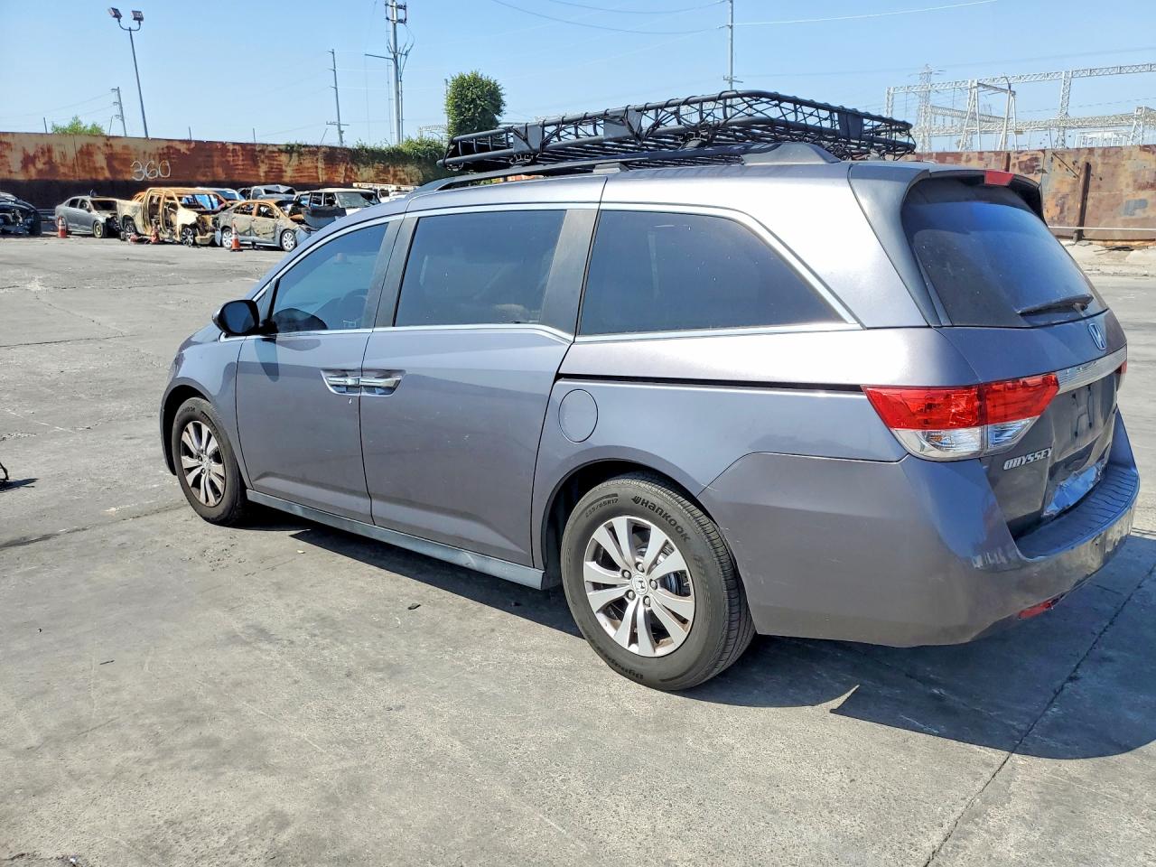 2016 HONDA ODYSSEY SE photo 4
