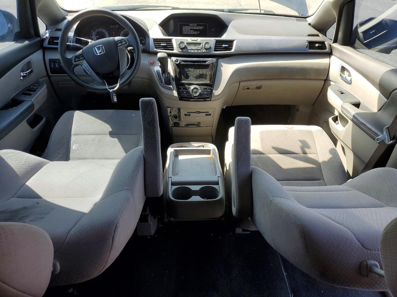 2016 HONDA ODYSSEY SE photo 22