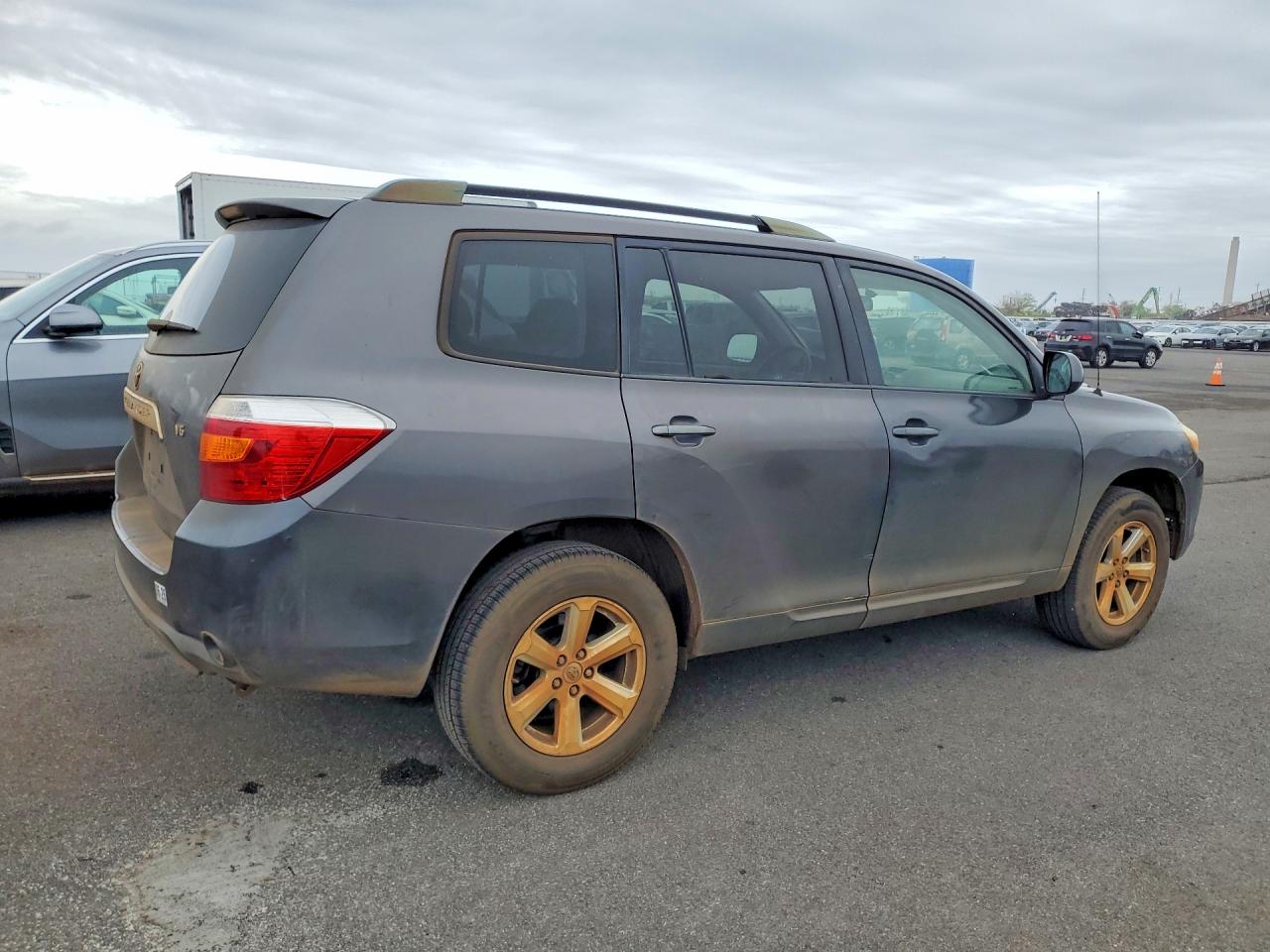 2008 TOYOTA HIGHLANDER BASE photo 5