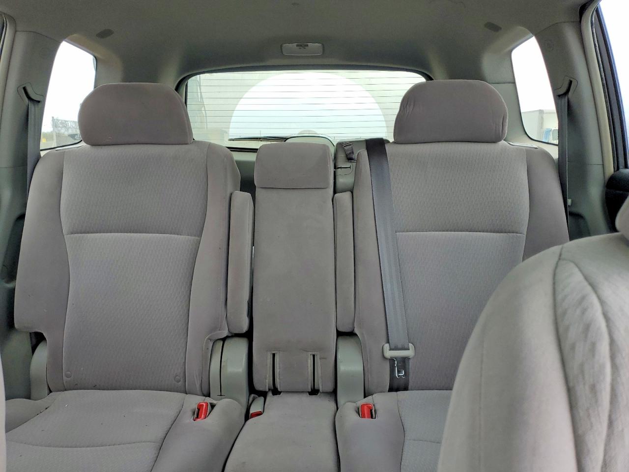 2008 TOYOTA HIGHLANDER BASE photo 19