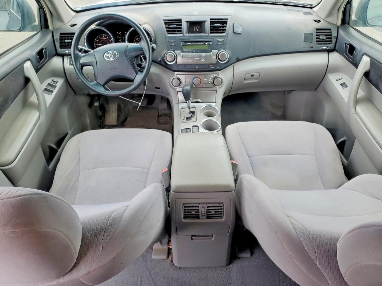 2008 TOYOTA HIGHLANDER BASE photo 15