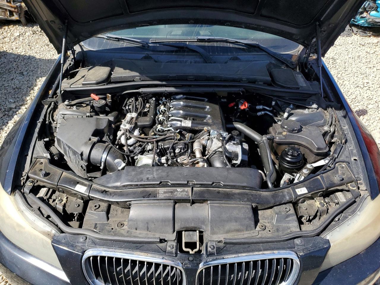 2011 BMW 335 D photo 11