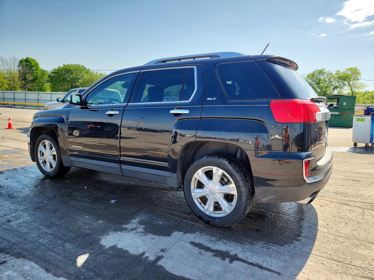 2017 GMC TERRAIN SLT photo 3