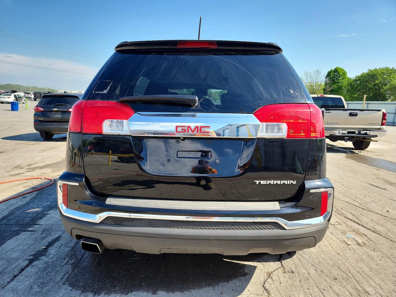 2017 GMC TERRAIN SLT photo 11