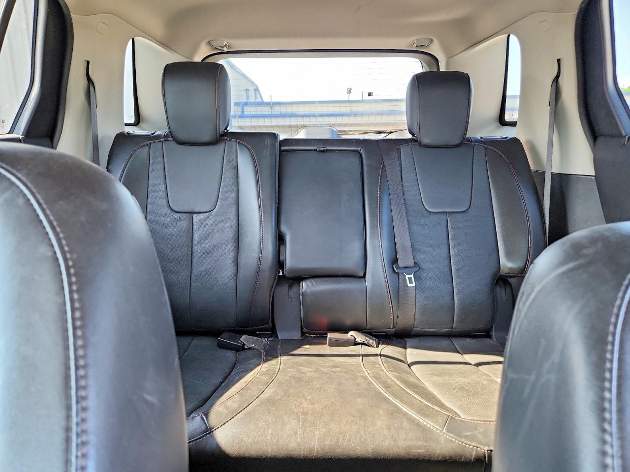 2017 GMC TERRAIN SLT photo 19
