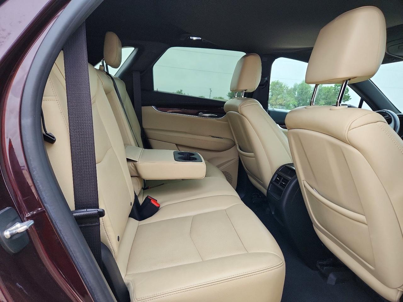 2017 CADILLAC XT5 LUXURY photo 11