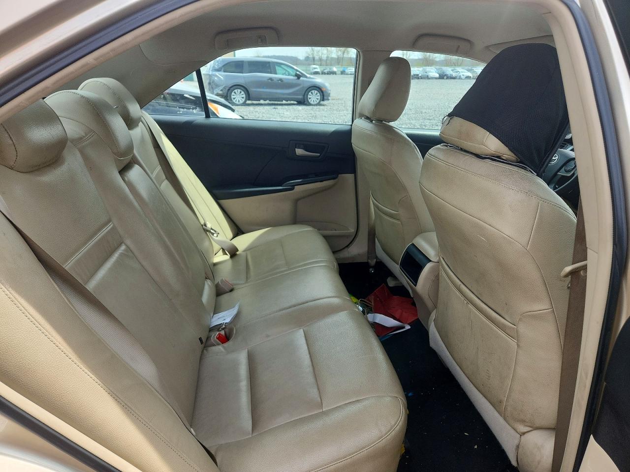 2012 TOYOTA CAMRY LE photo 28