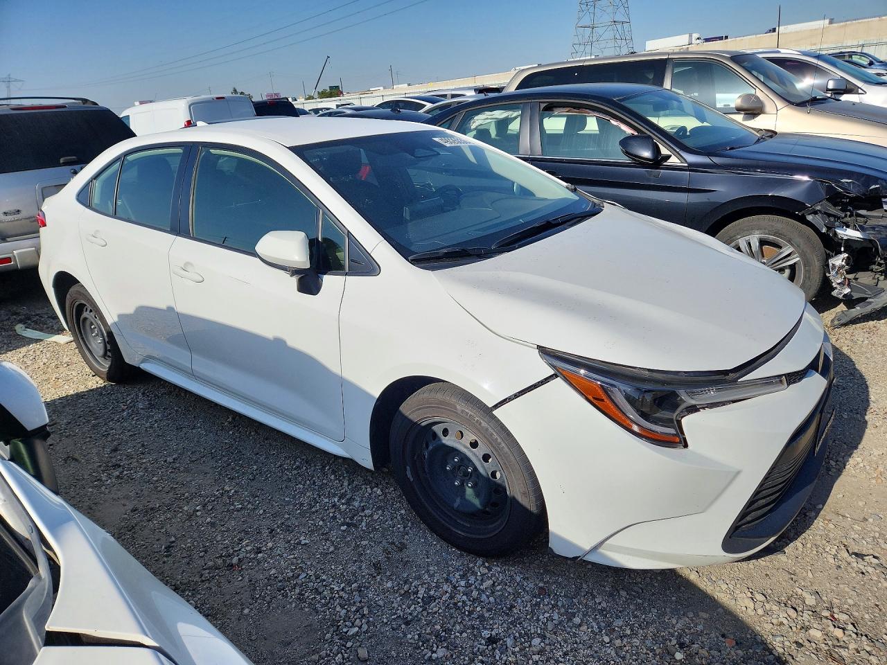 2023 TOYOTA COROLLA LE photo 4